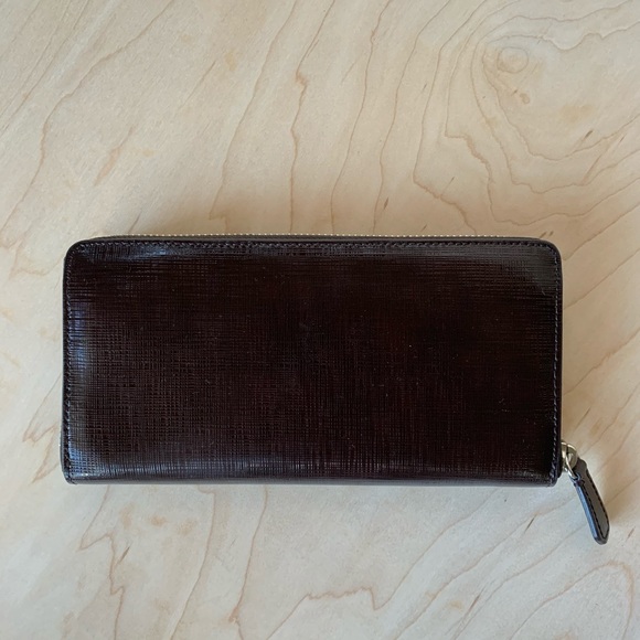 COACH 👛 DARCY PATENT LEATHER ACCORDION ZIP WALLET - Picture 6 of 16